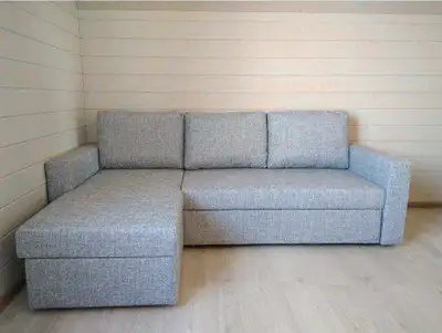 Divan gris sectionnel , View more