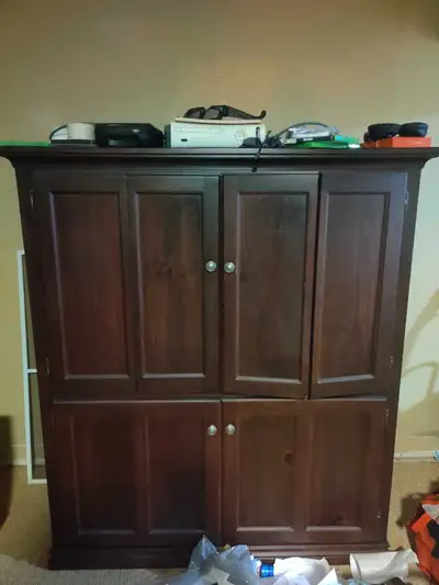 Entertainment Unit - can fit in corner, View more