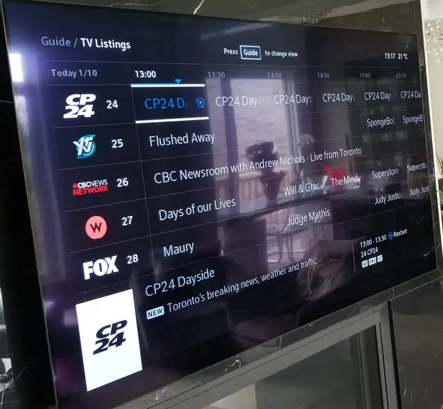 LG OLED TV 65 inches in TVs in Markham / York Region - Image 7