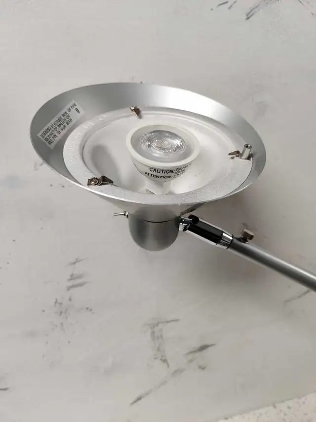 TABLE LAMP  in Indoor Lighting & Fans in Kitchener / Waterloo - Image 6