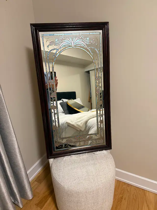 Mirrors in Home Décor & Accents in Ottawa - Image 2