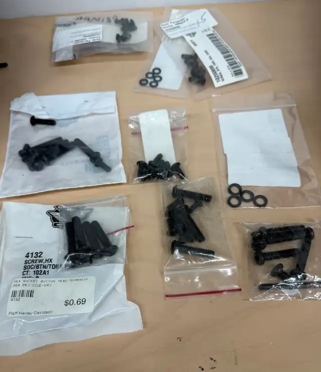 HD Parts: 2022 - From A Harley Davidson Street Bob / Softails in Street, Cruisers & Choppers in Oshawa / Durham Region - Image 8