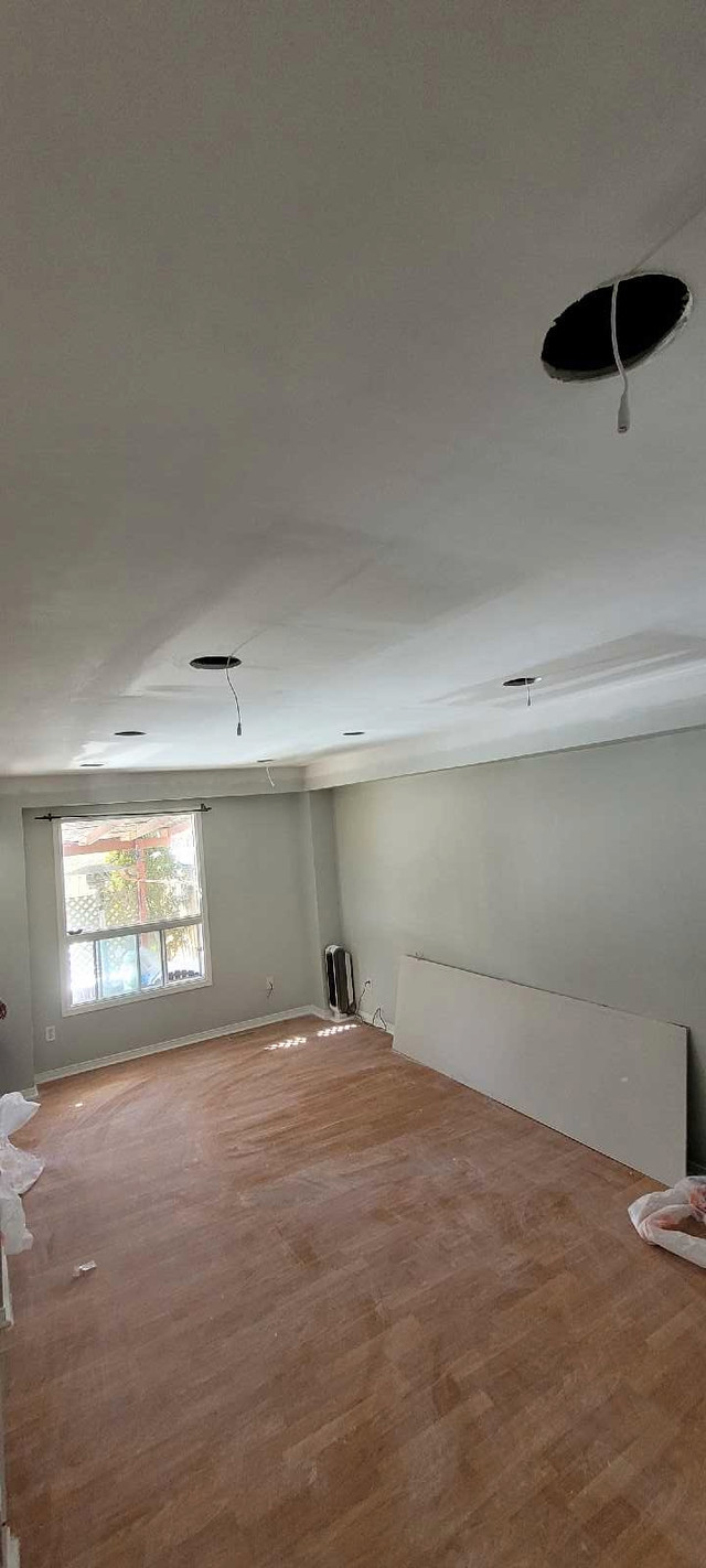 Experienced Drywall Specialist - Free Estimates! in Other in Oshawa / Durham Region - Image 2