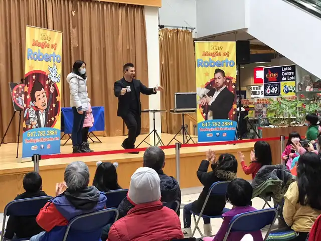 Magician64520059018498124