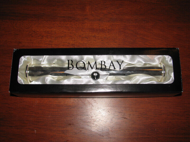 Bombay Company - Metal Plain Certificate Holder Cylinder in Arts & Collectibles in Oakville / Halton Region