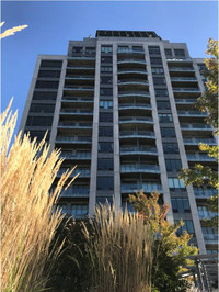 SPACIOUS open concept CONDO with Den and  2 bdrms 90 George