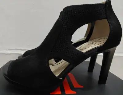 Women's Heels, View more