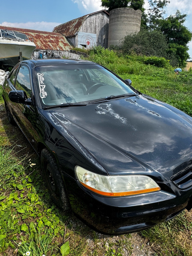 2002 honda accord in Cars & Trucks in London - Image 2