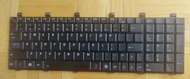 Toshiba Satellite P100 P105 M60 M65 - CA MP-03233CU-920 Keyboard in Mice, Keyboards & Webcams in City of Montréal - Image 2