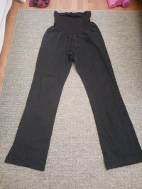 2 Large Maternity Pants and Belly Band 