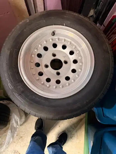 I will not respond to is it available 5 alluminum wheels. 4 good tires. 5th tire no good. Came off e...