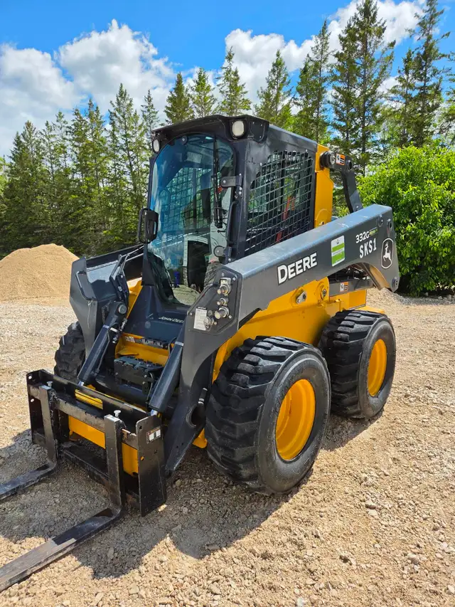 2023 John Deere 332G Skid Steer - 164 hours in Heavy Equipment in Winnipeg - Image 8