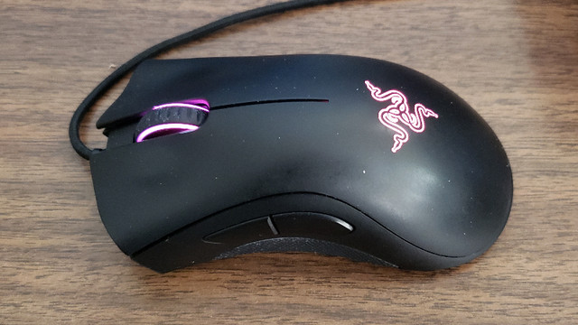 Razer Deathadder Chroma Gaming Mouse (READ) in Mice, Keyboards & Webcams in City of Toronto - Image 2