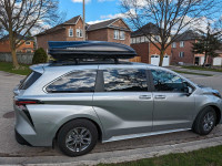 Thule Evolution Cargo Box with Thule Universal roof rack 