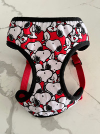 NWOT Snoopy dog harness 