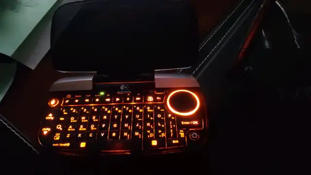 MINIX NEO Z64, Fanless Mini PC Win 8.1+ Logitech Mini Keyboard in Desktop Computers in Markham / York Region - Image 9