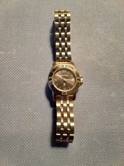 BRAND NEW LADIES WATCH, View more