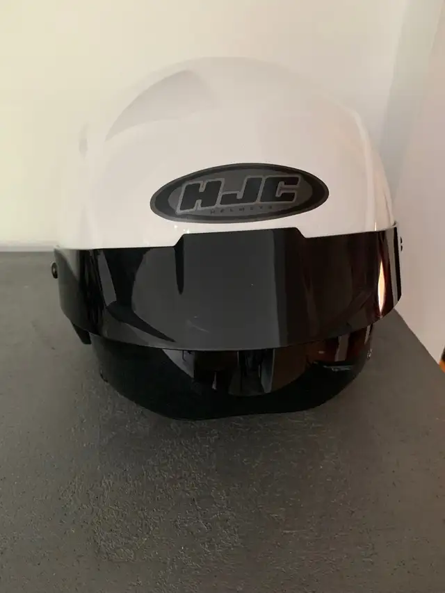 Casque moto HJC in Motorcycle Parts & Accessories in Laval / North Shore - Image 3