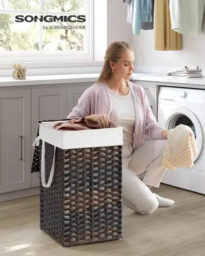 SONGMICS Laundry Hamper with Lid, 17.2 Gallon (65 L) Synthetic Rattan Clothes Laundry Basket with Li...