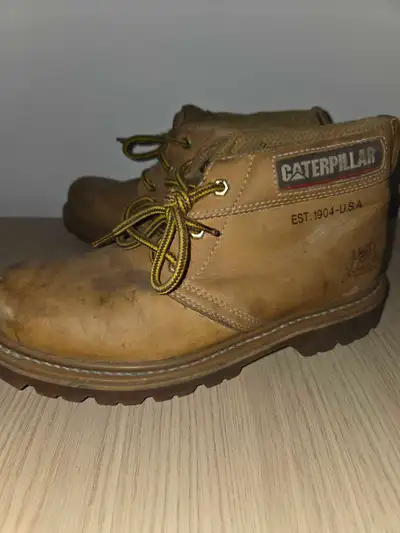 Caterpillar Work Boots Sz 9, View more