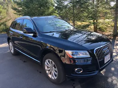 2016 Audi Q5 in excellent condition. Drives like new. Has new Michelin tires. Priced to sell at $890...