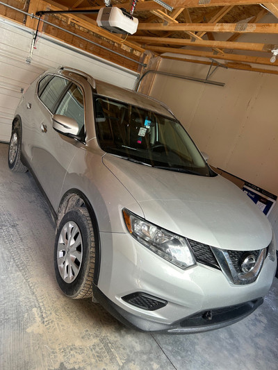 2016 Nissan Rogue AWD-owner 