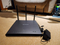 NETGEAR AC1900 R7000 ROUTER - DDWRT FIRMWARE - EXCELLENT SHAPE