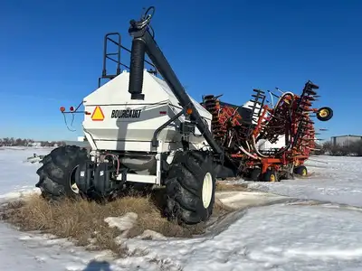 2001 - 53 foot 5710 Bourgault drill 9.8 inch spacing 3.5 inch steel packers. Midrow disks included b...