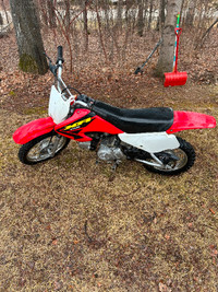 2003 Honda XR70 dirt bike