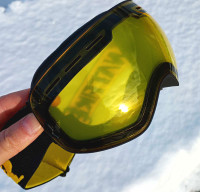 Goggles Ski Snowboard Yellow  Brand New in box