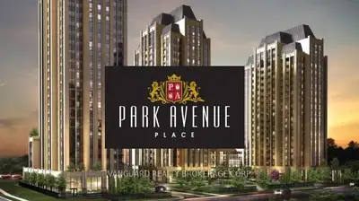 Amazing 2 Bedroom plus den Brand New!Windows Floor To Ceiling Windows Balcony, Open Bright Layout Up...