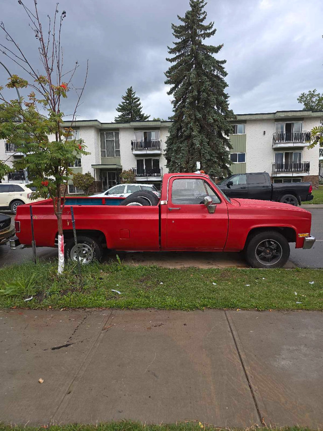 1986 GMC . 6.2 DIESEL.  RARE TRUCK . in Cars & Trucks in Edmonton - Image 3