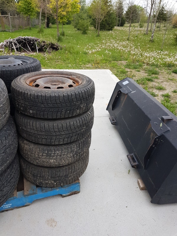 4 winter tires Tires & Rims Windsor Region Kijiji
