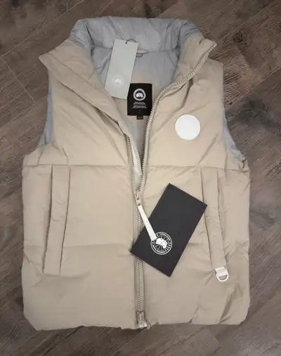 Canada Goose men’s Everett vest size Large , View more
