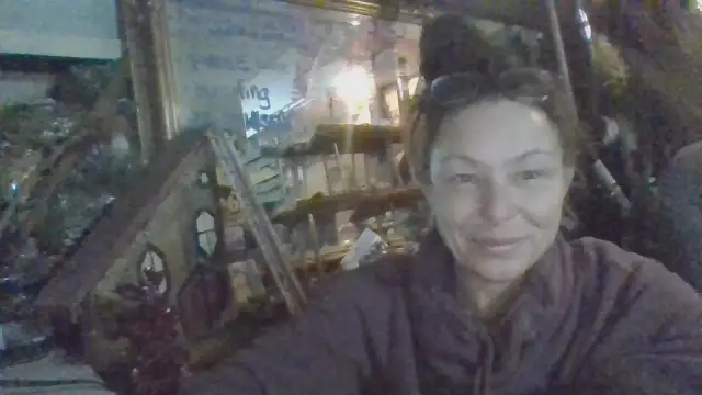 Looking to rent land, to park my trailer, country setting, woods