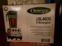 200.00 bnib Omega Bl460s blender 