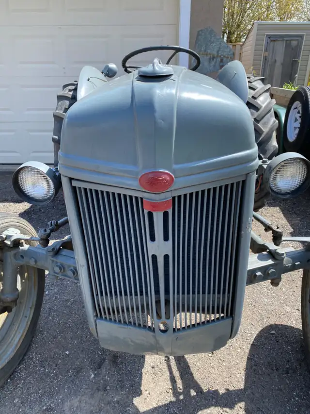 1947 2N Ford Tractor in Farming Equipment in St. Catharines - Image 3