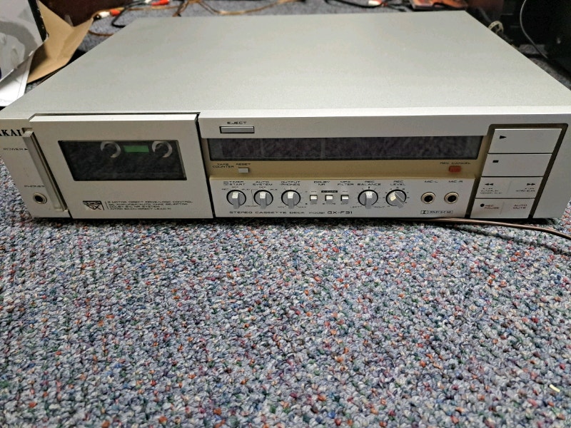 Akai gxf31 cassette deck Stereo Systems & Home Theatre Winnipeg