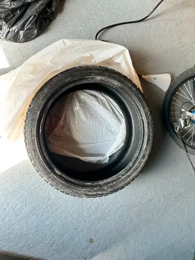 Winter tires 225/40 R 19