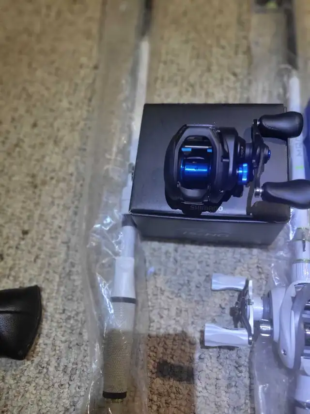 Rod reel lews mach series kadtking reel RH in Fishing, Camping & Outdoors in Peterborough - Image 3