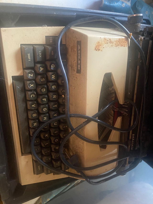 Typewriter  dans Appareils électroniques  à Prince Albert