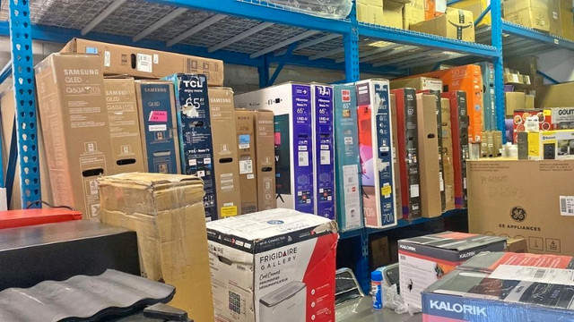 Variety Of Appliances For Sale In Warehouse in Other in Mississauga / Peel Region - Image 3