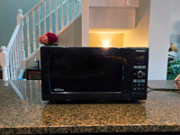 Panasonic Microwave (Black)