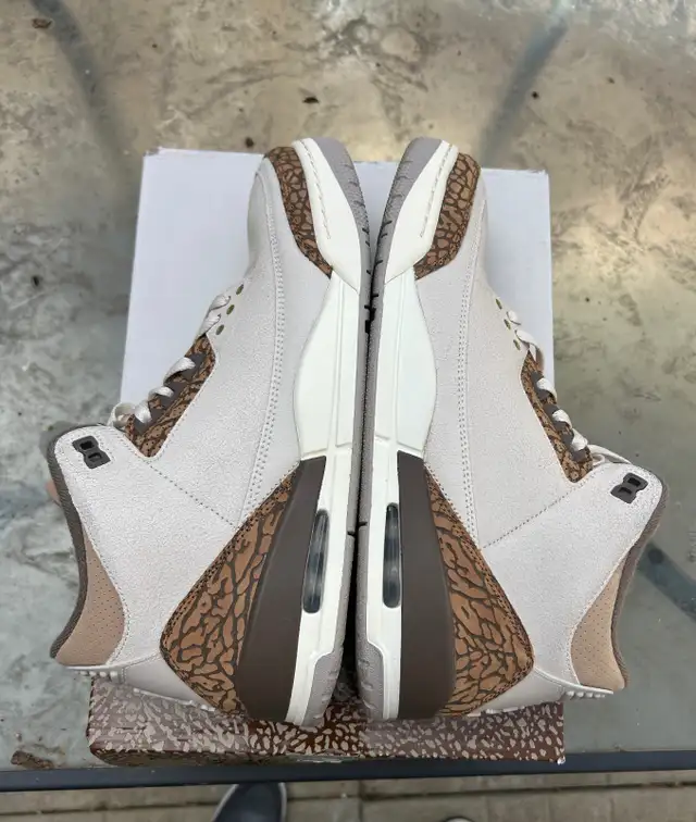 Air Jordan 3 Retro Palomino Brown / Tan Size 11 in Men's Shoes in City of Toronto - Image 5