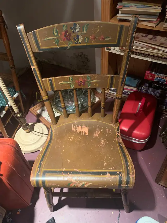 Selection of antique chairs in Chairs & Recliners in Stratford - Image 10