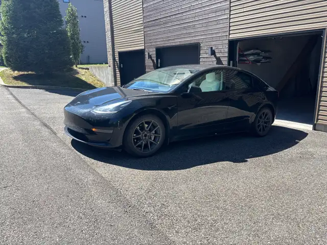 Tesla Model 3 2023