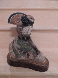 Oiseau sculpté par WILLIAM BERGE - Perdrix miniature