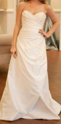 Ramona Keveza Wedding Dress 2009