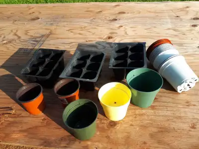 I am looking for some plant pots that you don't have a use for after you get your plants into the ga...
