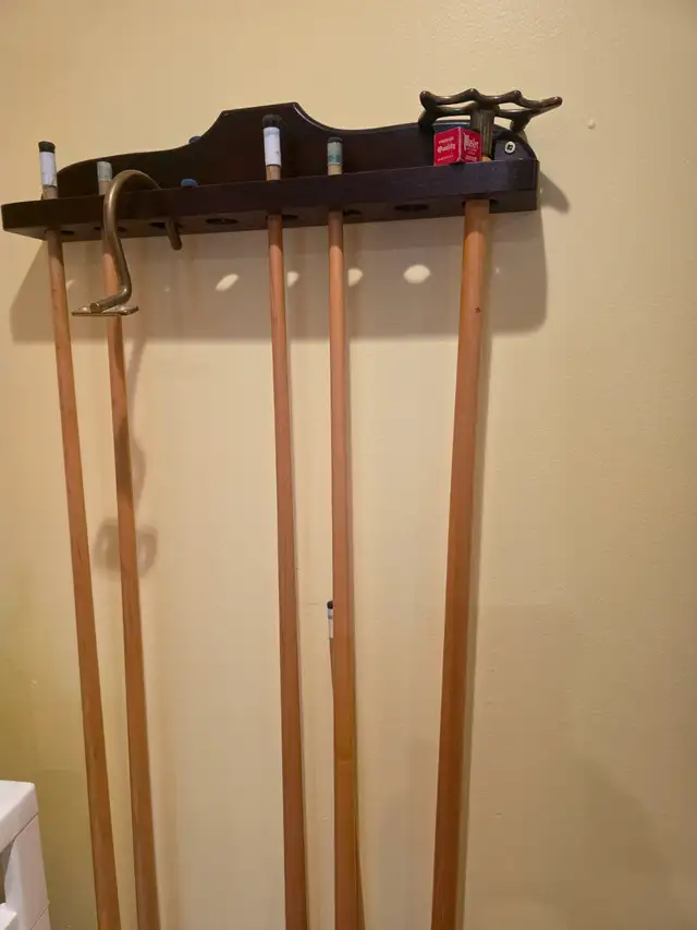 Olhausen Pool Table 8x4 in Toys & Games in Oshawa / Durham Region - Image 6